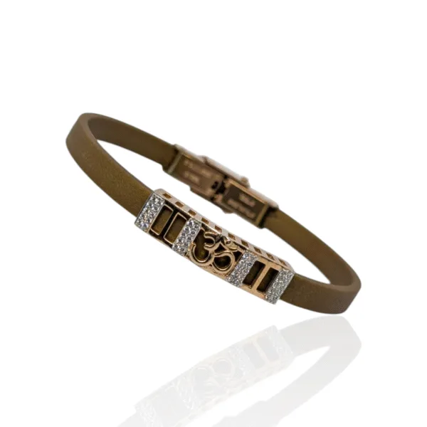 Divine OM Bracelet – Spiritual Sparkle in 925 Silver on Olive Green 🕉
